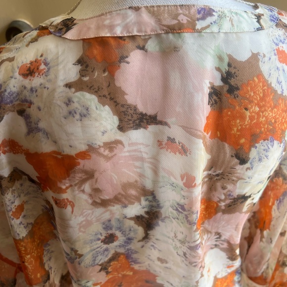 Buffalo Sheer Button Down EUC - Picture 9 of 9